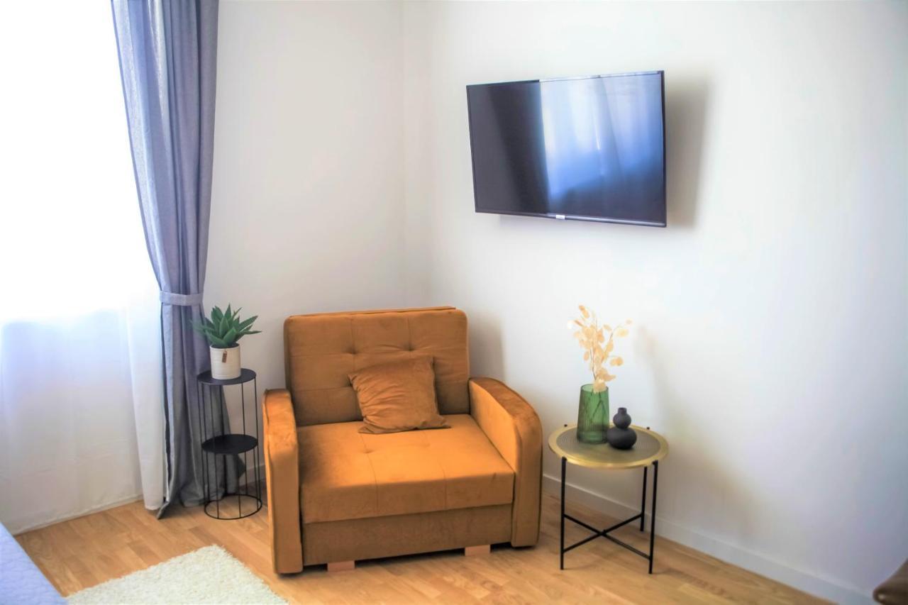 Hedone City Luxury Apartments With Free Parking Pula Luaran gambar