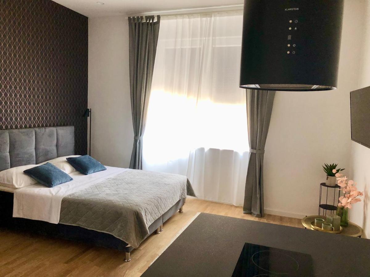 Hedone City Luxury Apartments With Free Parking Pula Luaran gambar