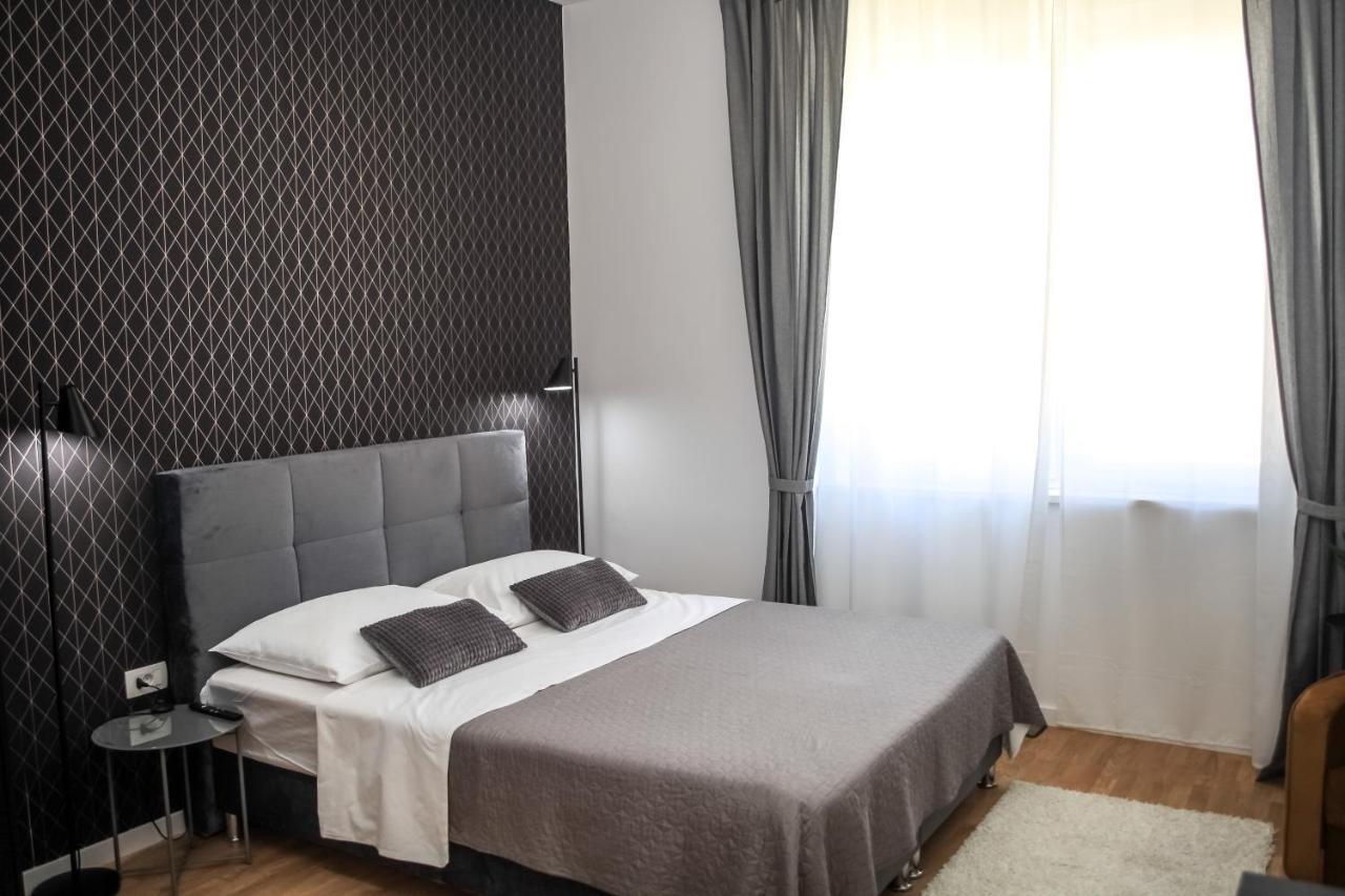 Hedone City Luxury Apartments With Free Parking Pula Luaran gambar